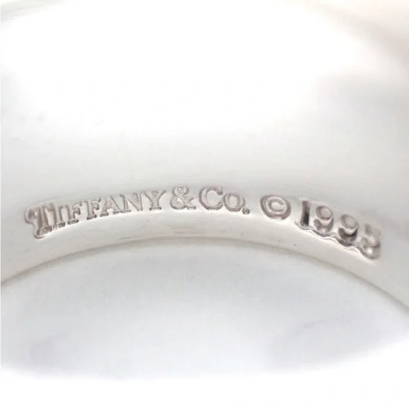 Tiffany & Co. 💯 % Auth 925 Silver Atlas Roman Numeral Wide Ring w/Pouch✨EUC✨ - Picture 9 of 10
